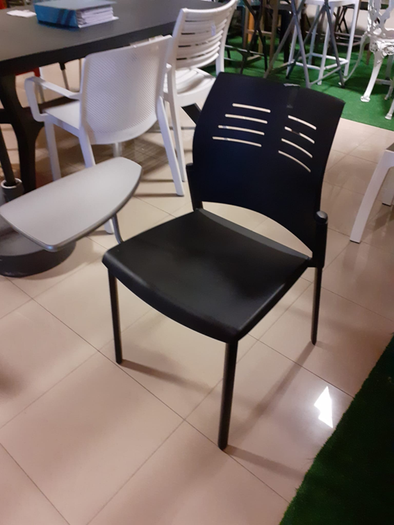 SILLA CONVENCIONES NEGRA 